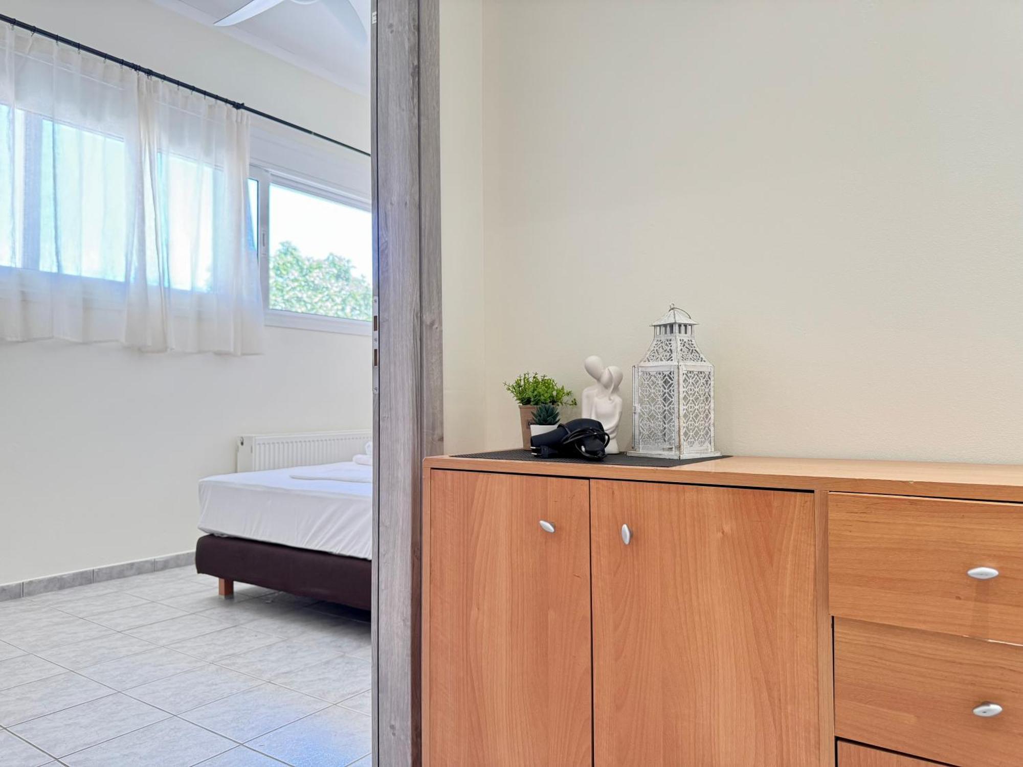 Spacious & Cozy Apartment, With Big Yard, In Kos Bagian luar foto