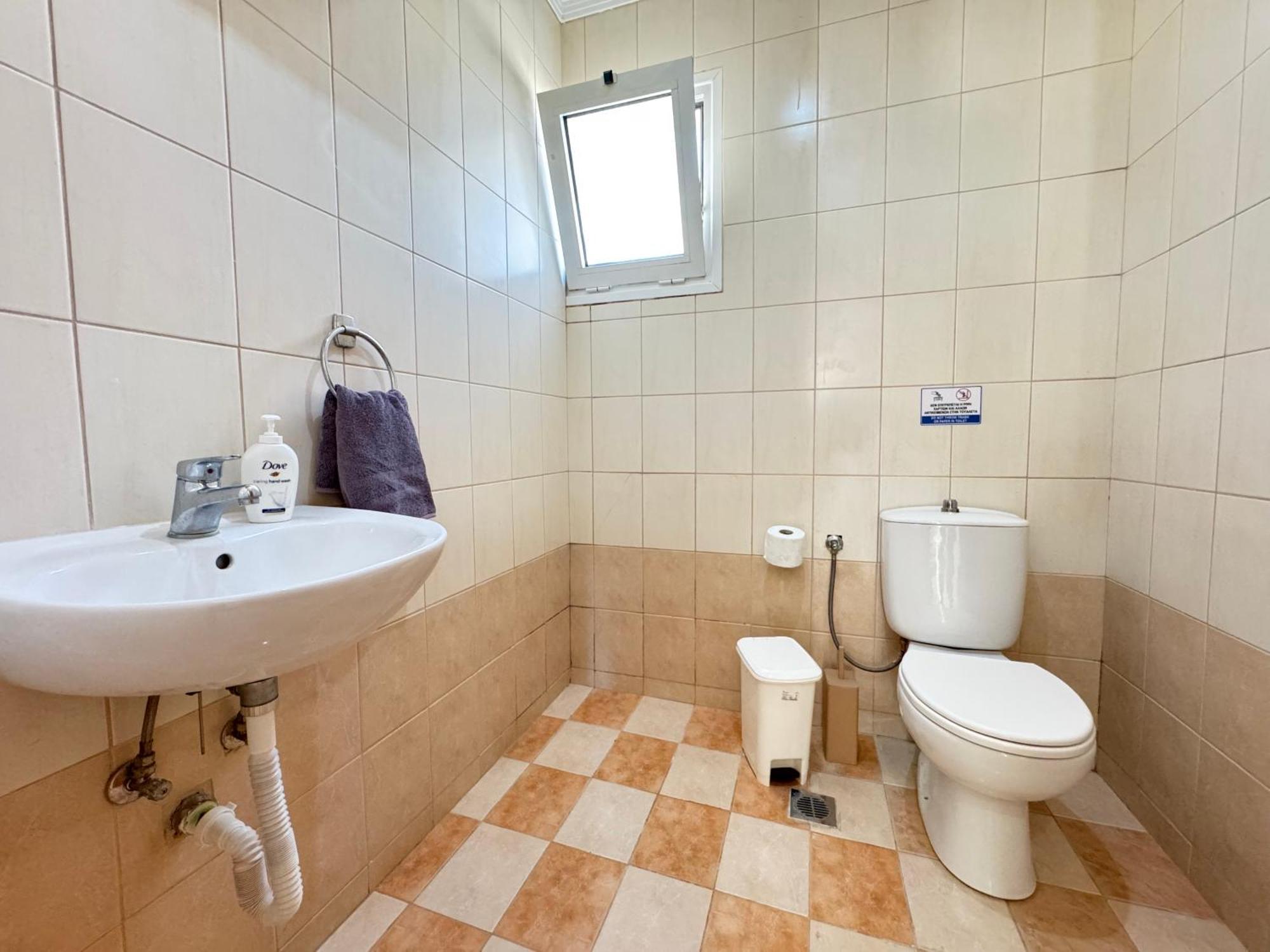 Spacious & Cozy Apartment, With Big Yard, In Kos Bagian luar foto